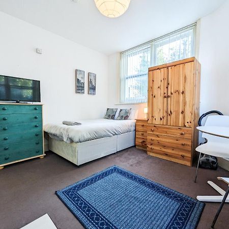 Cozy Central Apartments - With Private Kitchens & Bathrooms بورتسماوث المظهر الخارجي الصورة