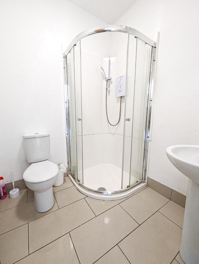 Cozy Central Apartments - With Private Kitchens & Bathrooms بورتسماوث المظهر الخارجي الصورة