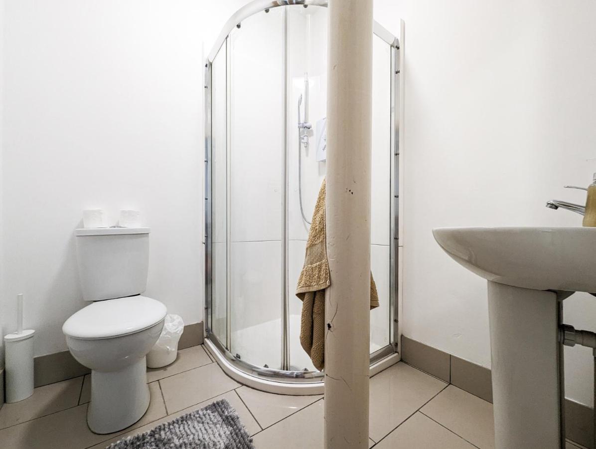 Cozy Central Apartments - With Private Kitchens & Bathrooms بورتسماوث المظهر الخارجي الصورة
